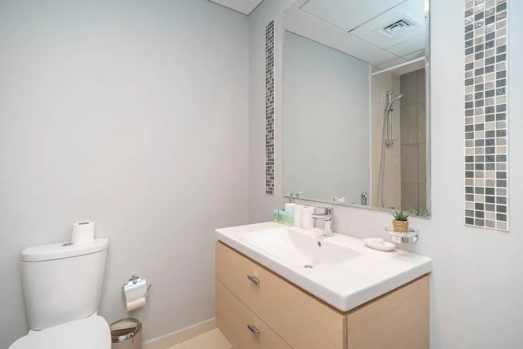 Apartment Stonetree - Furnished Studio In Golf Promenade 3A Dubai