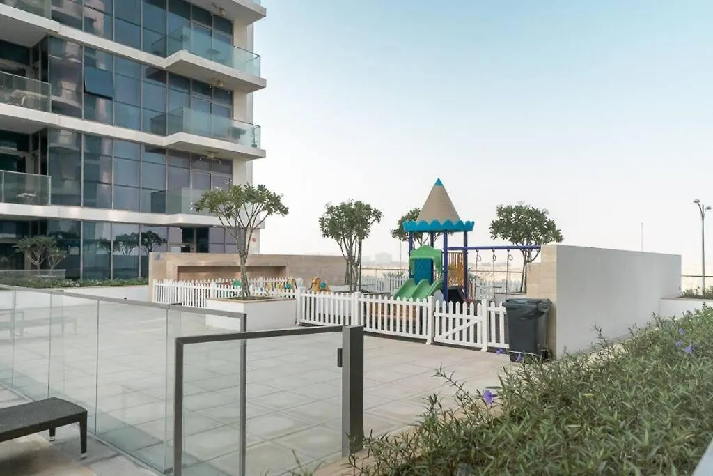 Apartment Stonetree - Furnished Studio In Golf Promenade 3A Dubai