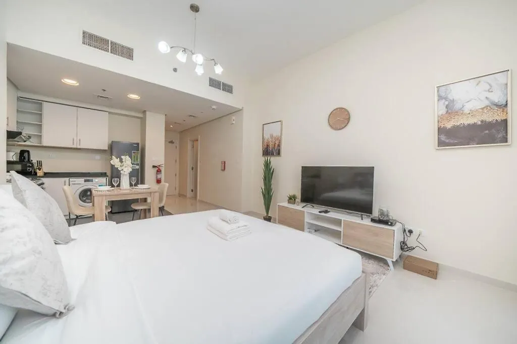 Stonetree - Furnished Studio In Golf Promenade 3A Dubai Birleşik Arap Emirlikleri