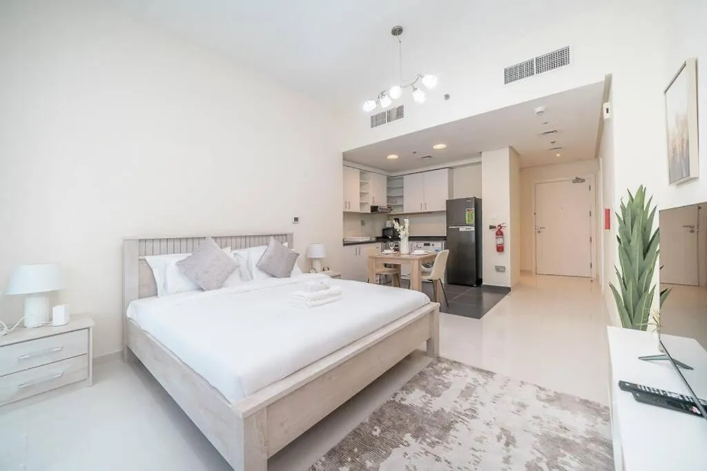 Stonetree - Furnished Studio In Golf Promenade 3A Dubai 0*,  United Arab Emirates